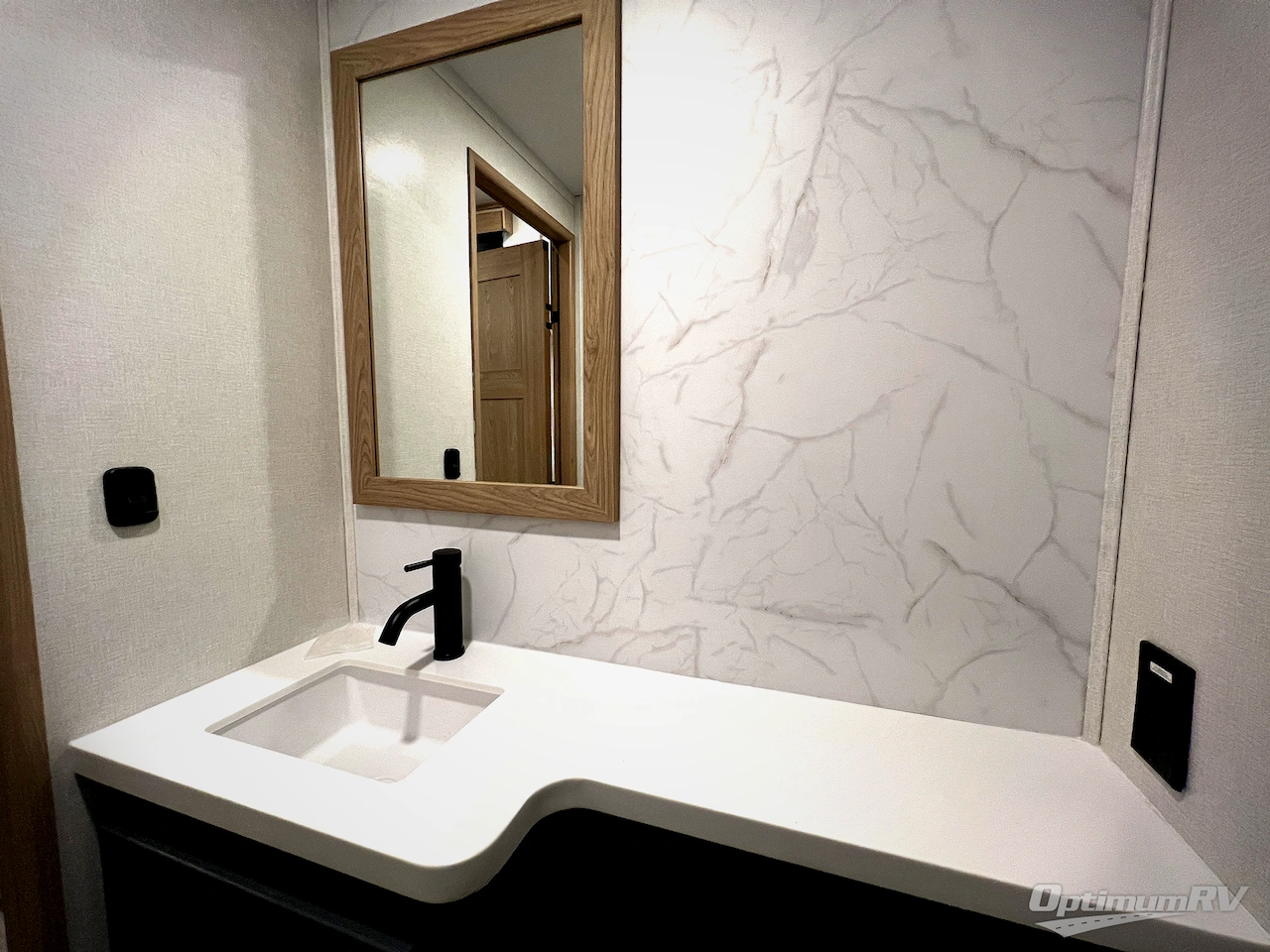 2026 CrossRoads Hampton 410PVL Photo 32