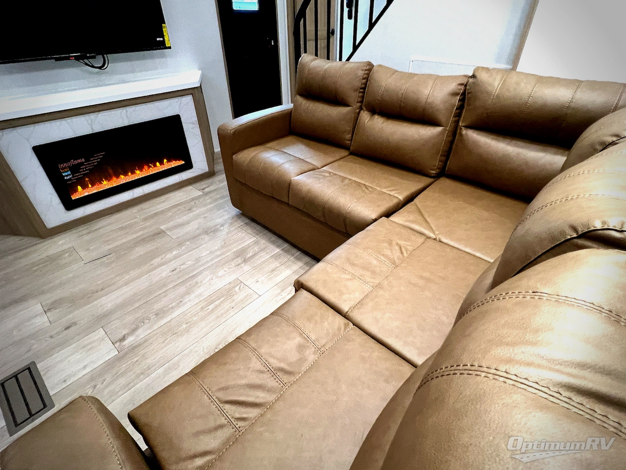 2026 CrossRoads Hampton 410PVL Photo 37