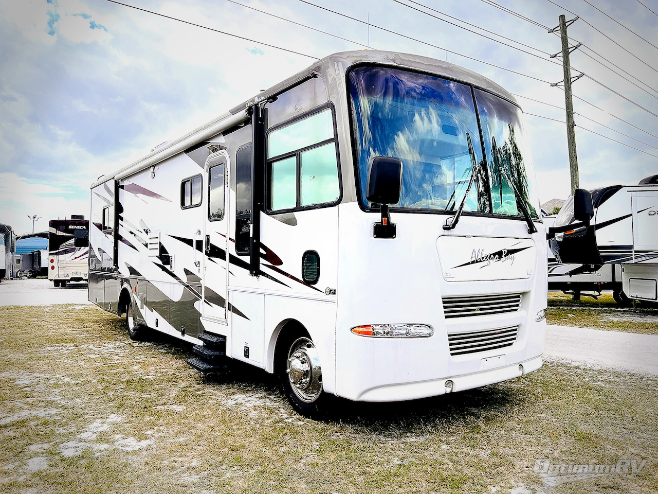 2004 Tiffin Allegro Bay 37DB Photo 1