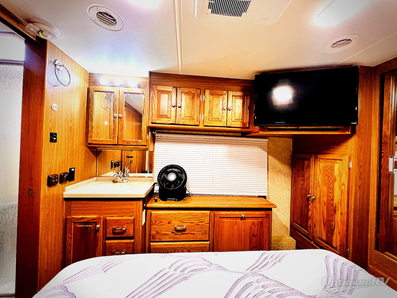 2004 Tiffin Allegro Bay 37DB Photo 18