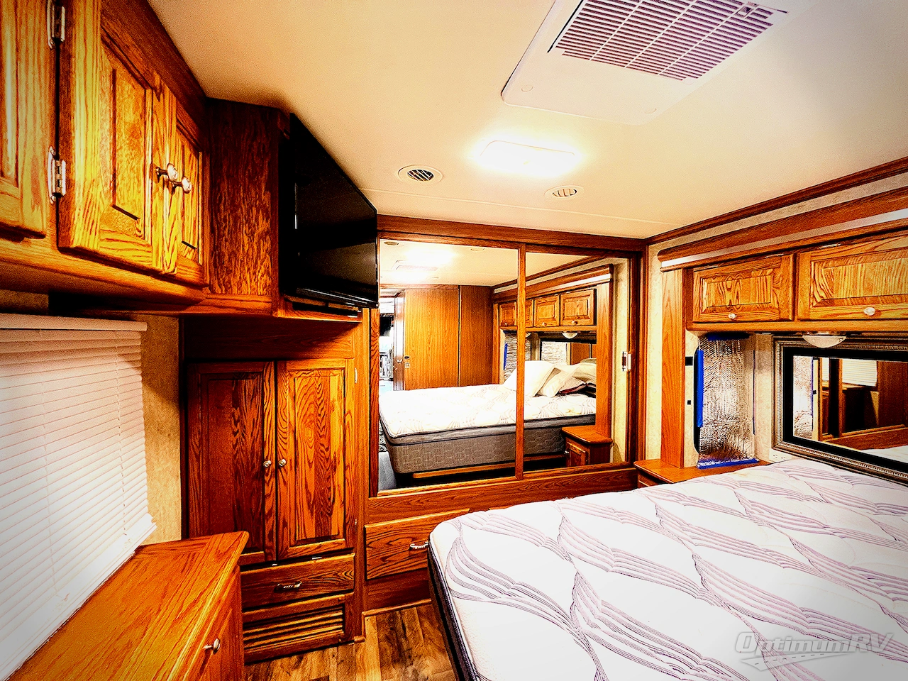 2004 Tiffin Allegro Bay 37DB Photo 19