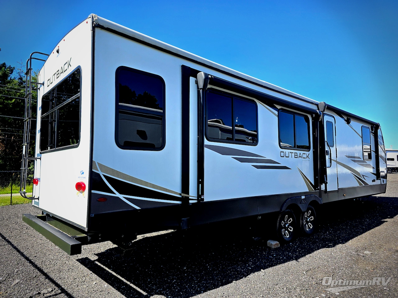2023 Keystone Outback 328RL Photo 2