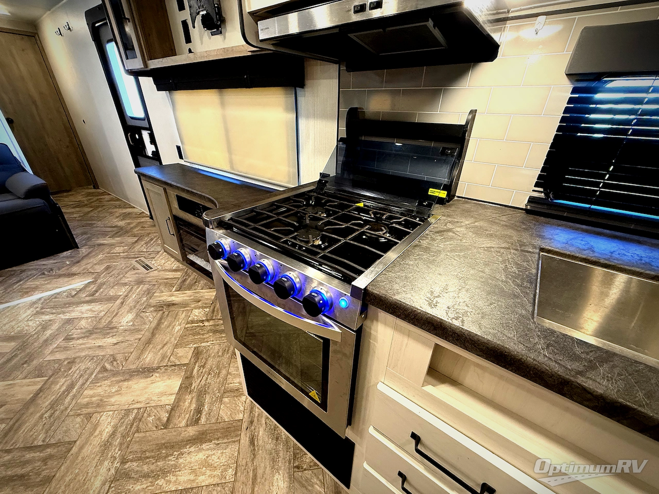 2023 Palomino Puma 28RKQS Photo 10