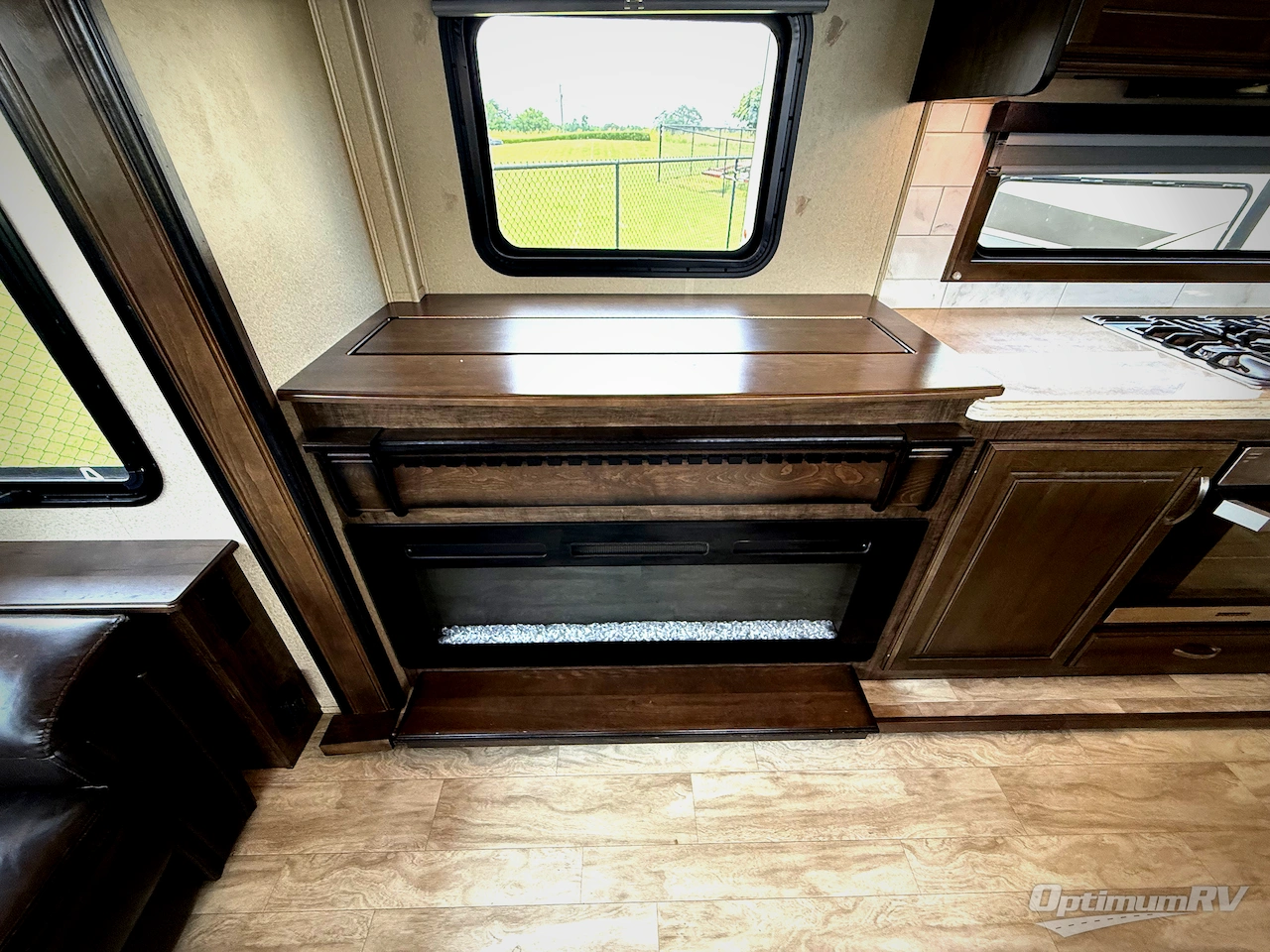2020 Grand Design Solitude 310GK-R Photo 8