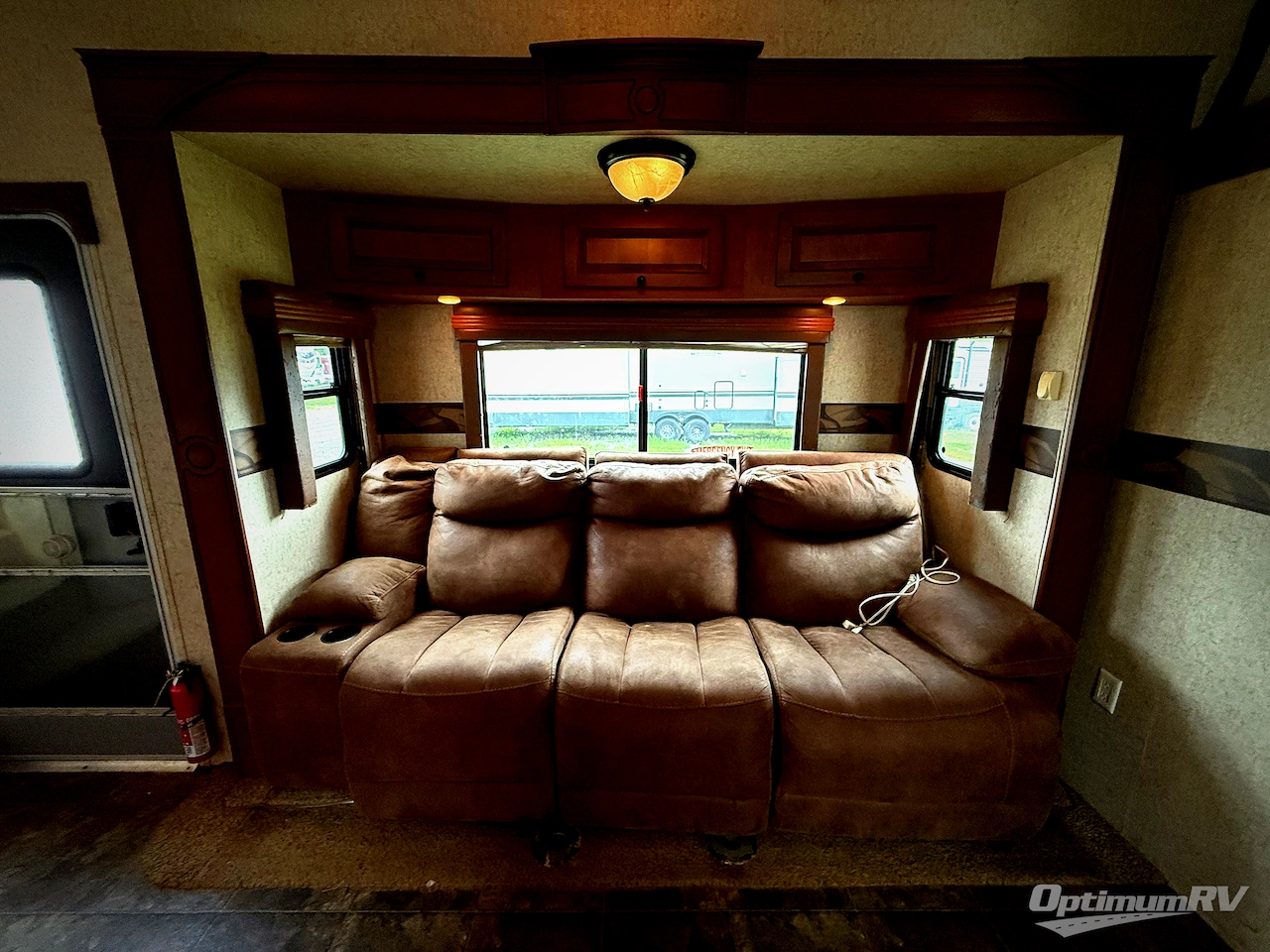 2012 Heartland Cyclone 3950 Photo 6