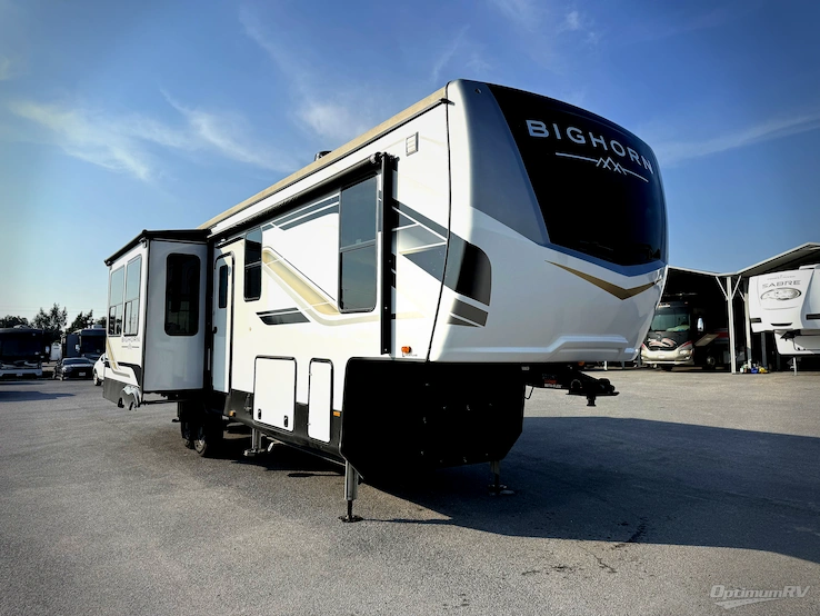 2024 Heartland Bighorn 3215RL RV Photo 1