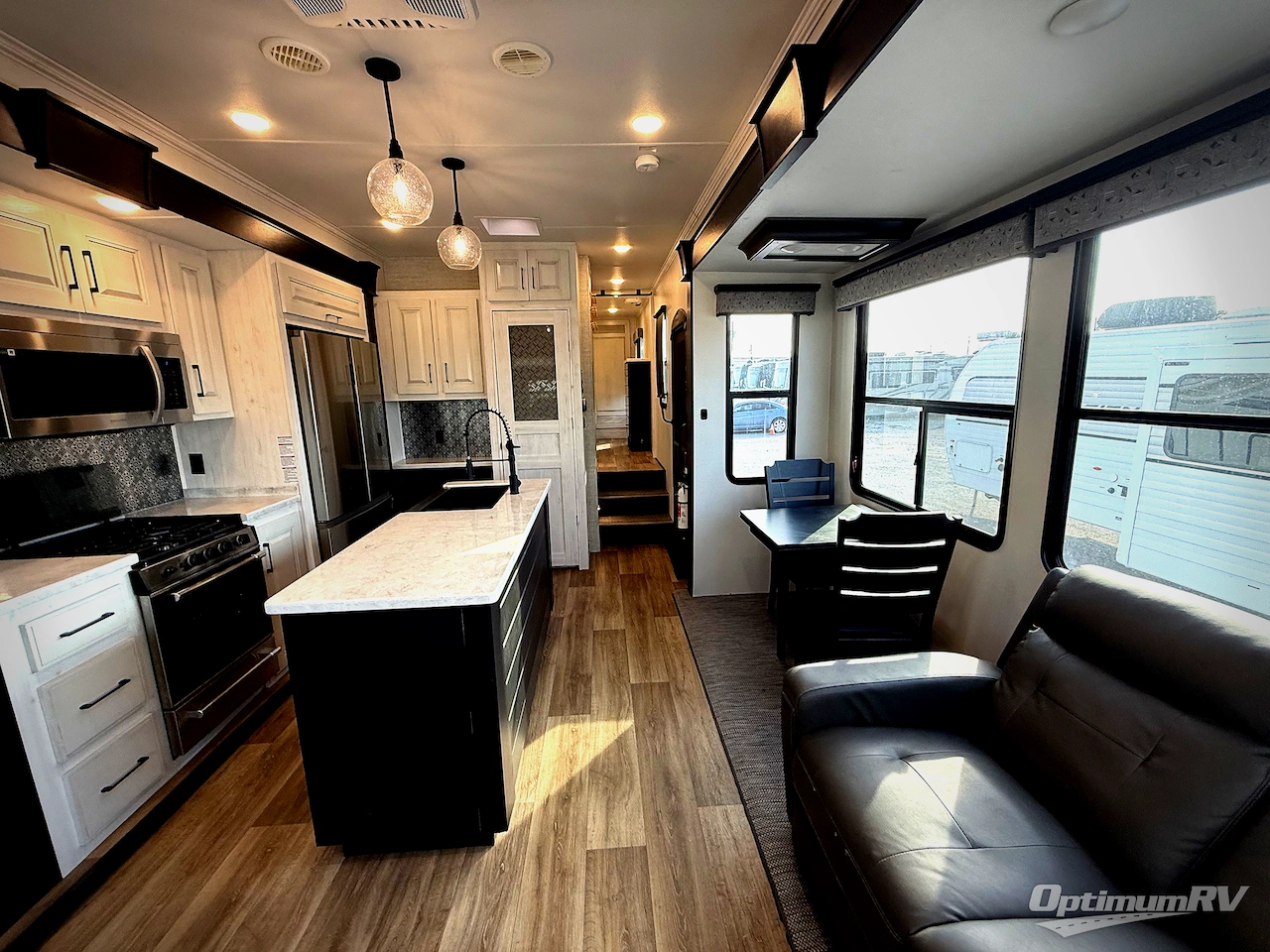 2024 Heartland Bighorn 3215RL Photo 18