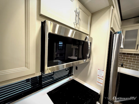 2026 Keystone Alpine Avalanche Edition 390DS RV Photo 2