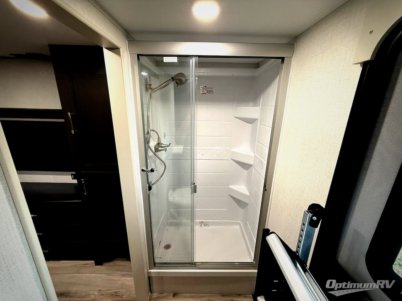 2026 Keystone Alpine Avalanche Edition 390DS Photo 20