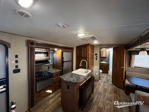 2018 Keystone Springdale 287RB RV Photo 4