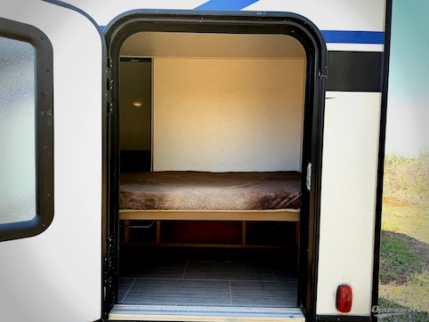 2019 Keystone Passport 175BH Express RV Photo 4