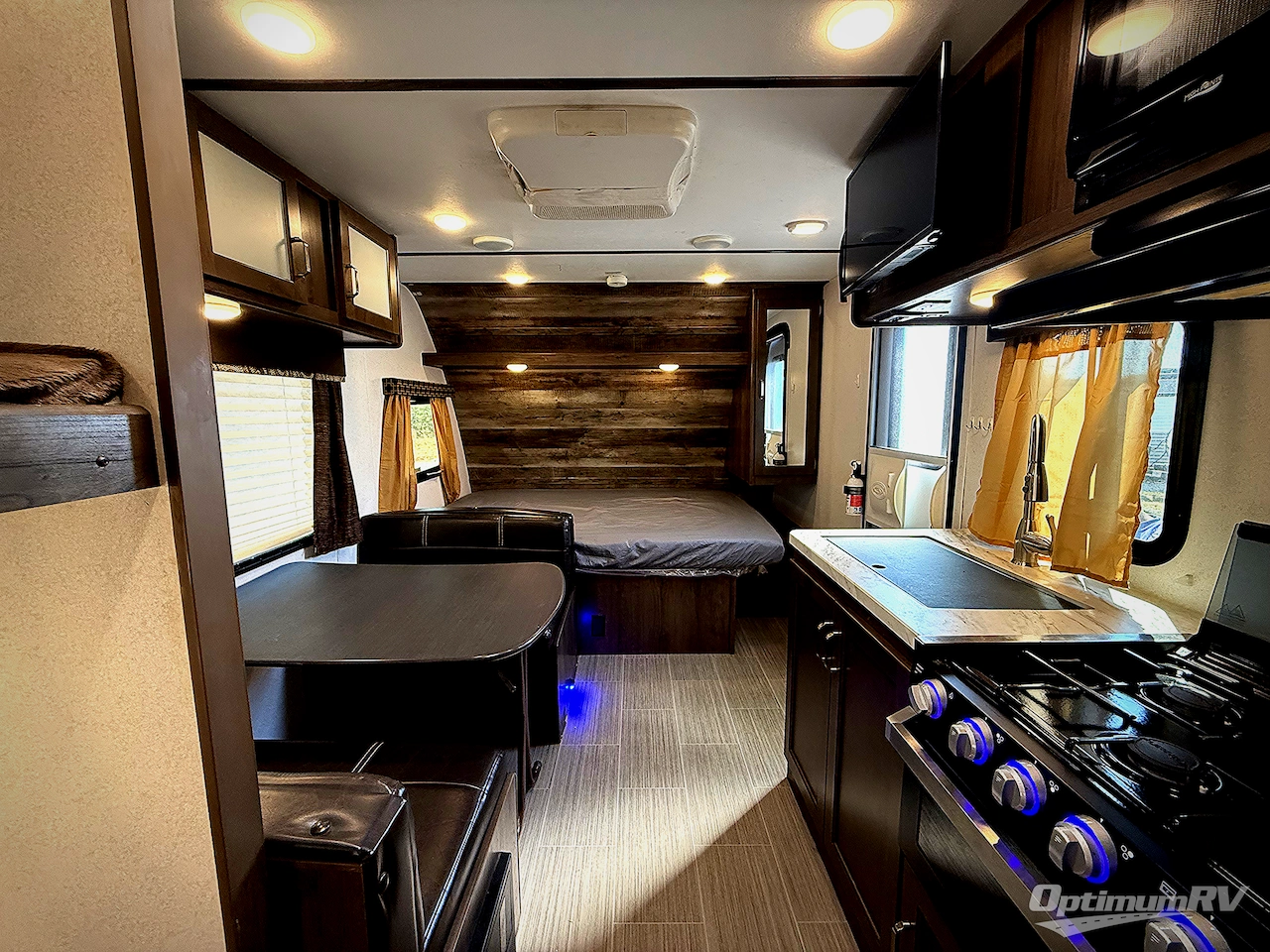 2019 Keystone Passport 175BH Express Photo 10