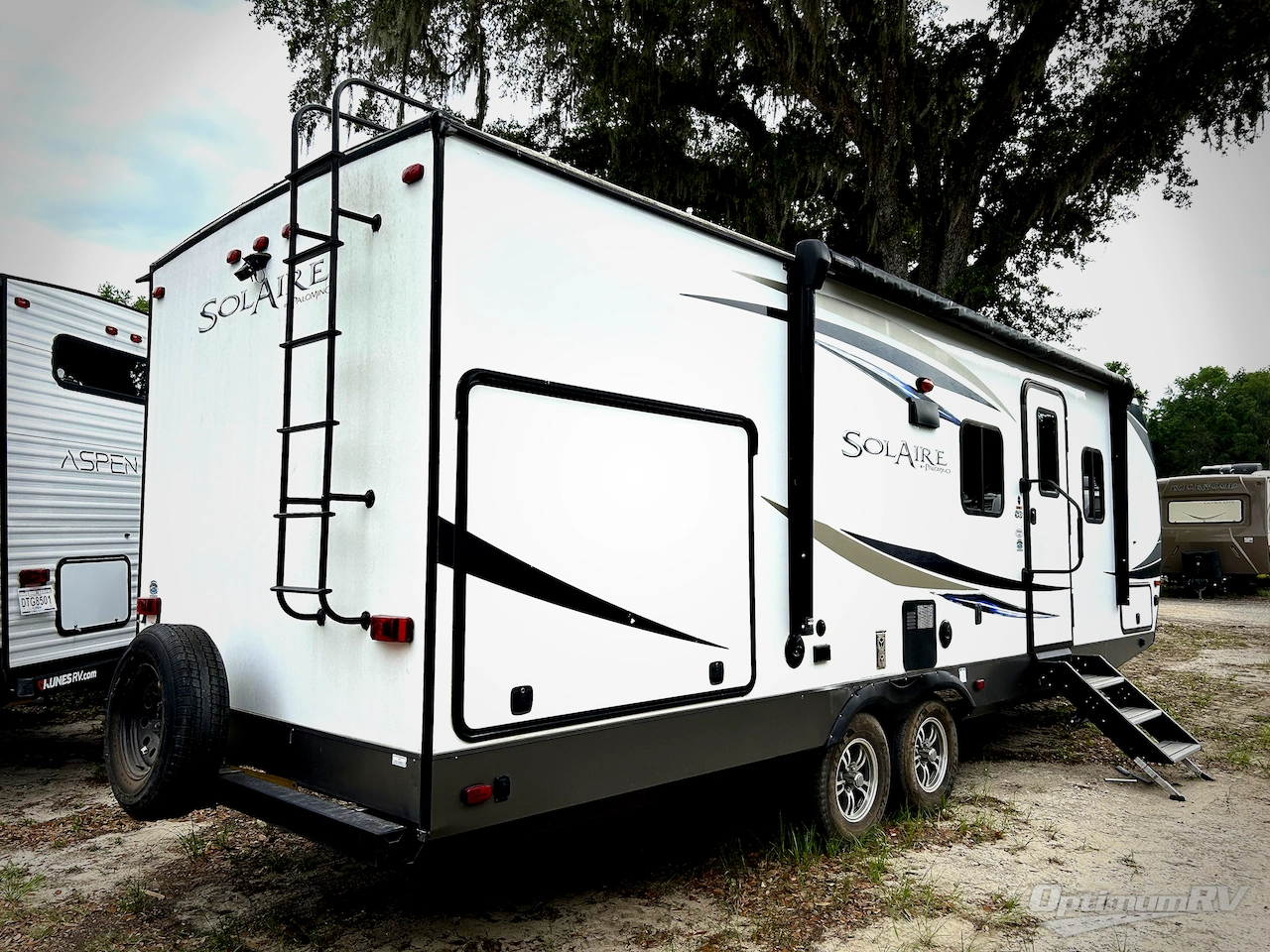 2018 Palomino SolAire Ultra Lite 251RBSS Photo 2