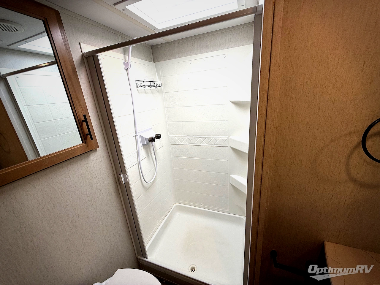 2023 Forest River Cherokee Arctic Wolf Suite 3550 Photo 23