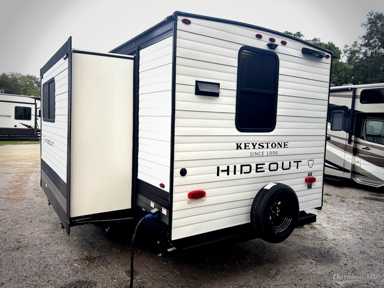 2027 Keystone Hideout 212RKS Photo 3