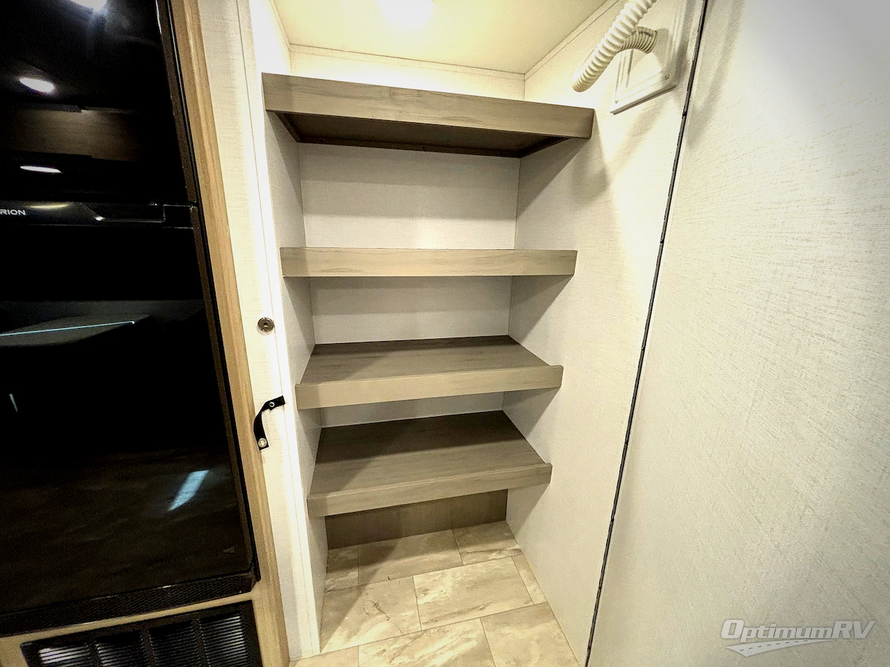 2025 Dutchmen Kodiak 270BHSL Photo 12