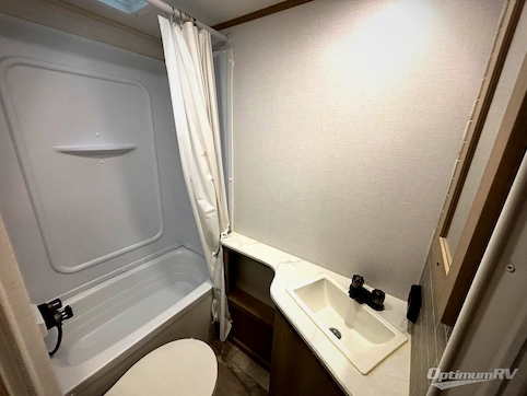 2025 Dutchmen Kodiak 270BHSL RV Photo 4