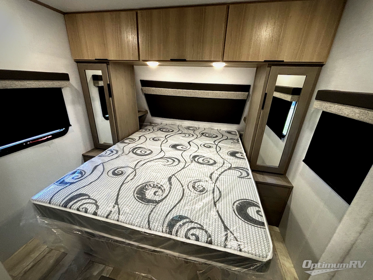 2025 Dutchmen Kodiak 270BHSL Photo 7