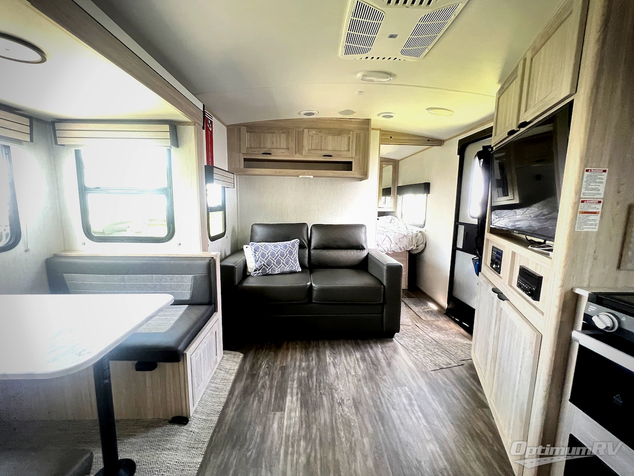 2022 Cruiser Shadow Cruiser 259BHS Photo 5