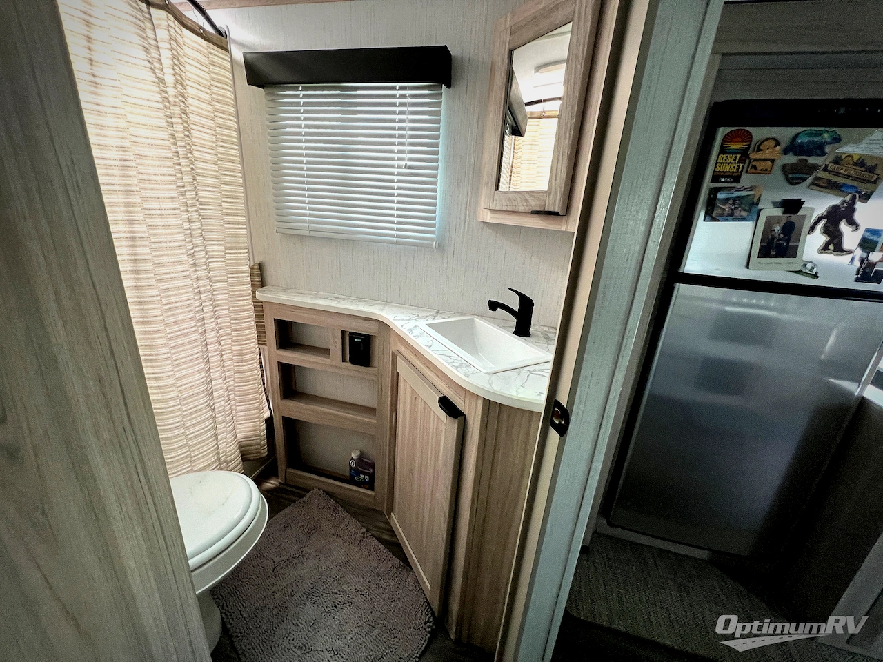 2022 Cruiser Shadow Cruiser 259BHS Photo 17