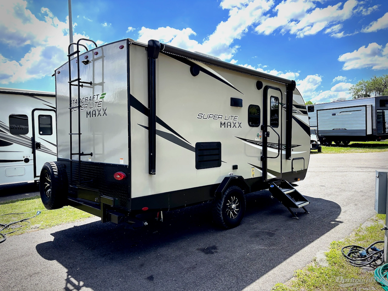 2022 Starcraft Super Lite Maxx 17BH Photo 2