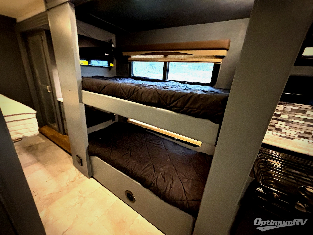 2016 Thor ACE 30.2 Photo 15