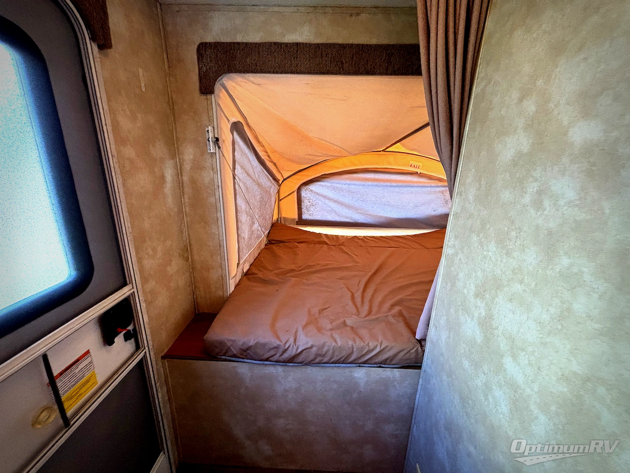 2011 Coachmen Freedom Express LTZ 17SDX Photo 11