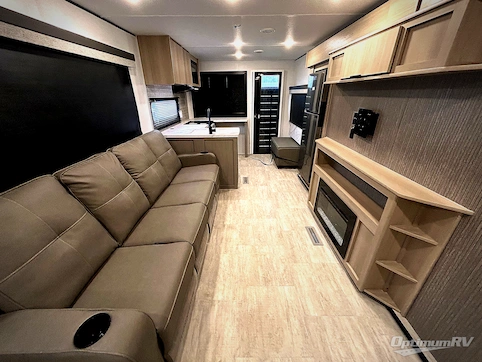 2025 Dutchmen Kodiak 308BHSL RV Photo 2