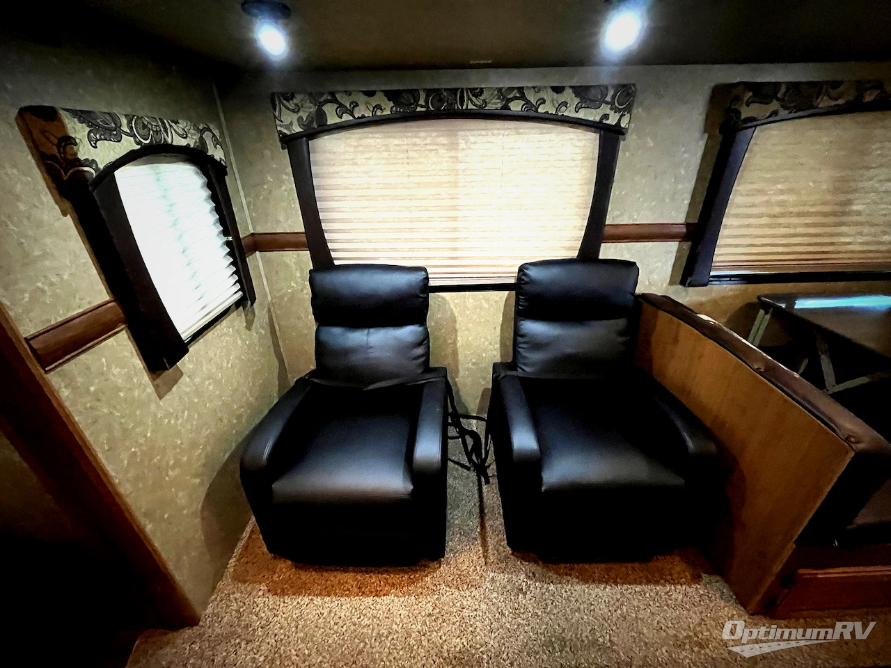2014 CrossRoads Sunset Trail Reserve ST32RL Photo 9
