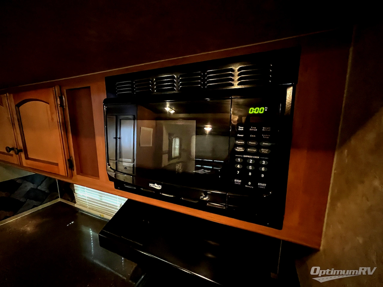 2014 CrossRoads Sunset Trail Reserve ST32RL Photo 13
