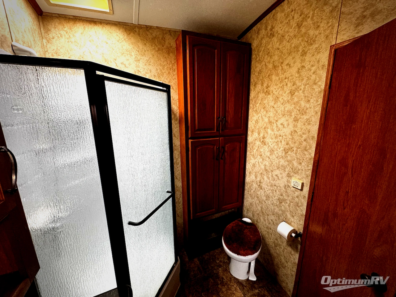 2011 Keystone Montana 3750FL Photo 9