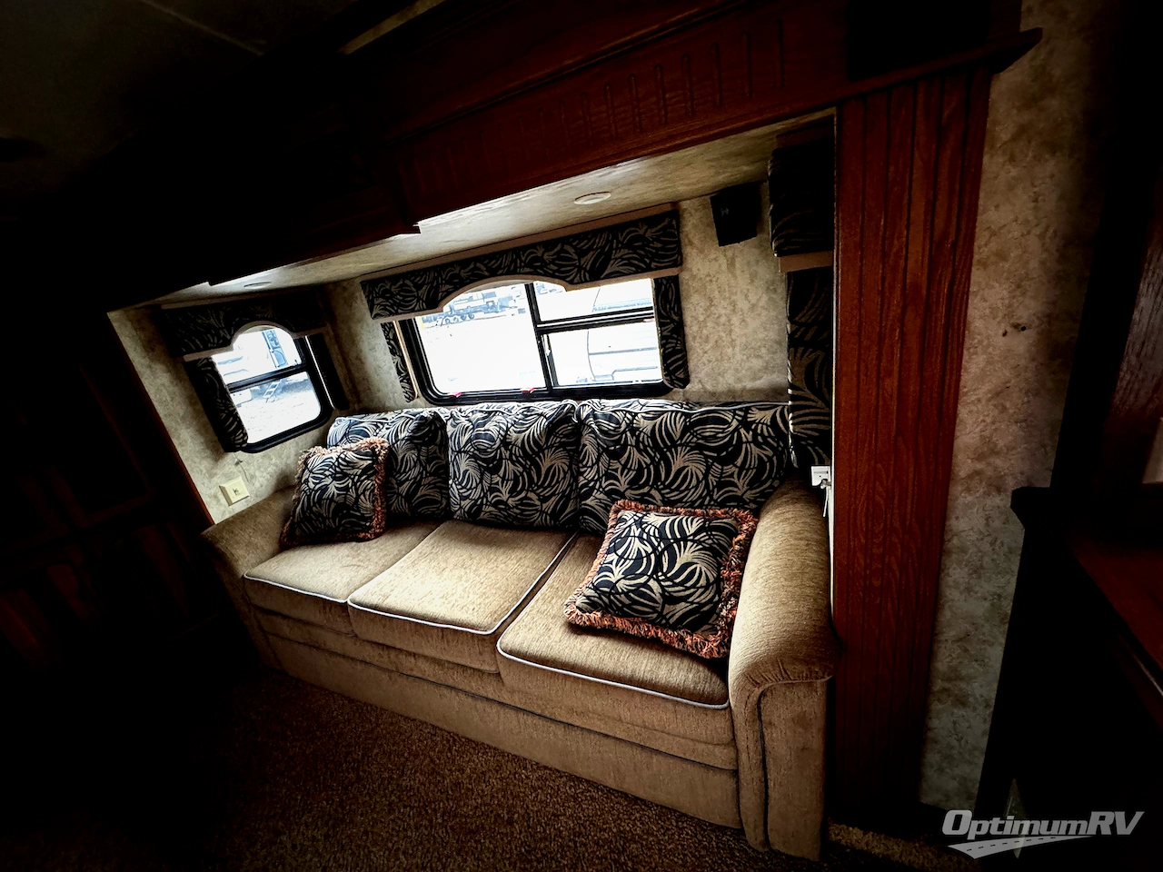 2011 Keystone Montana 3750FL Photo 16