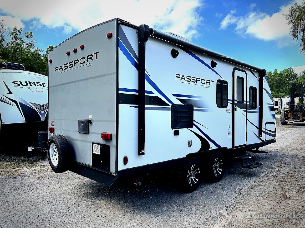 2019 Keystone Passport 199ML Express Photo 2