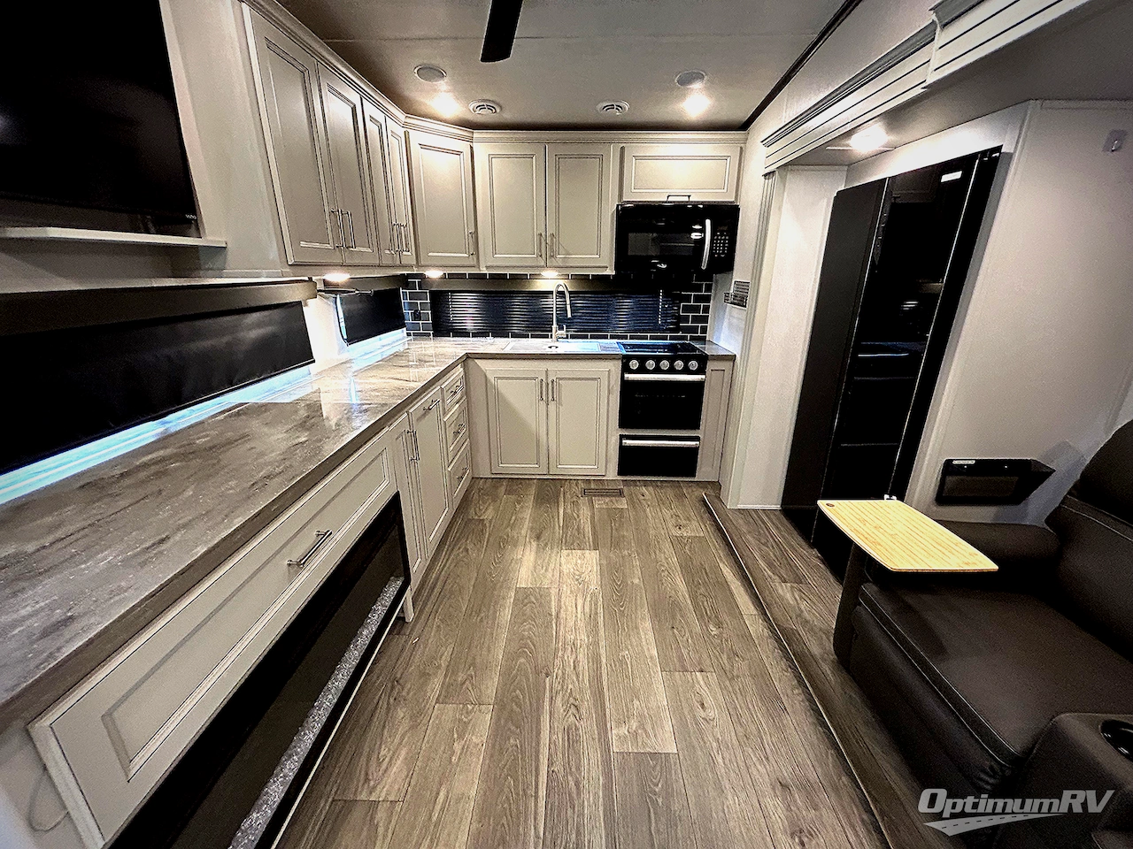 2024 Keystone Cougar 260MLE Photo 4