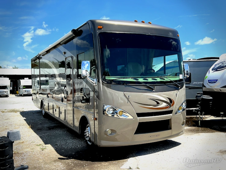 2016 Thor Hurricane 35C RV Photo 1