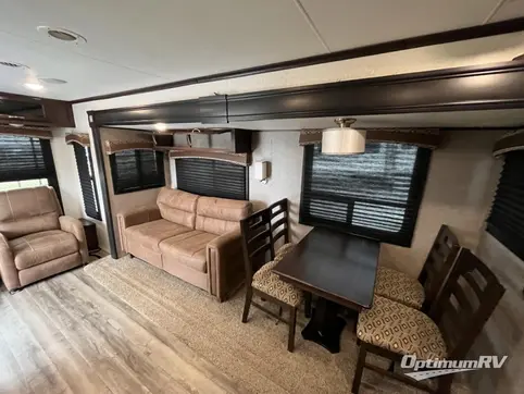 2018 Jayco Jay Flight 28RLS RV Photo 2