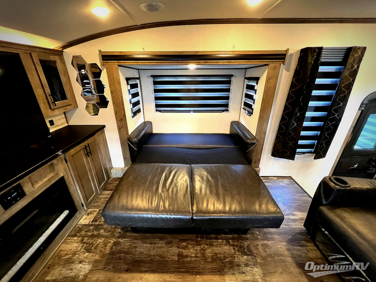 2022 Forest River Sabre 37FLH Photo 11