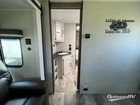 2024 Palomino Puma 28BHFQ RV Photo 3