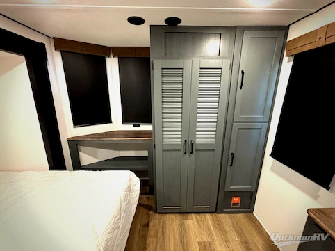 2027 Forest River Puma Vista 421LFT RV Photo 2