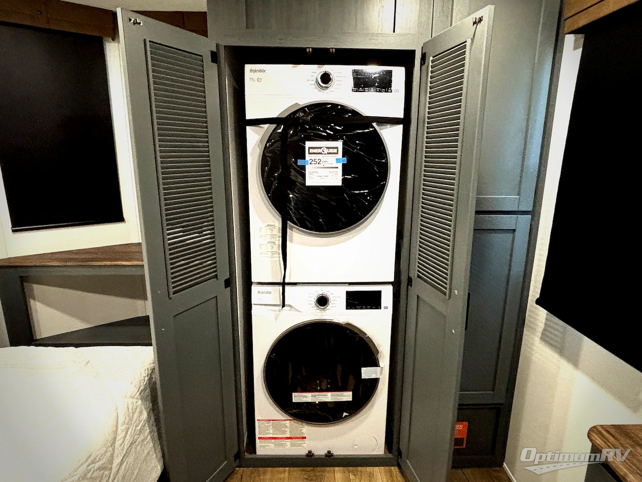2027 Forest River Puma Vista 421LFT Photo 11