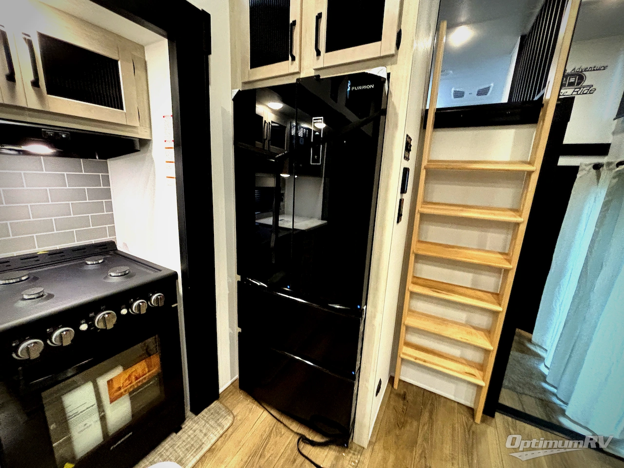 2027 Forest River Puma Vista 421LFT Photo 17