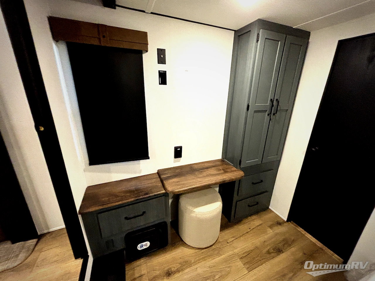 2027 Forest River Puma Vista 421LFT Photo 27