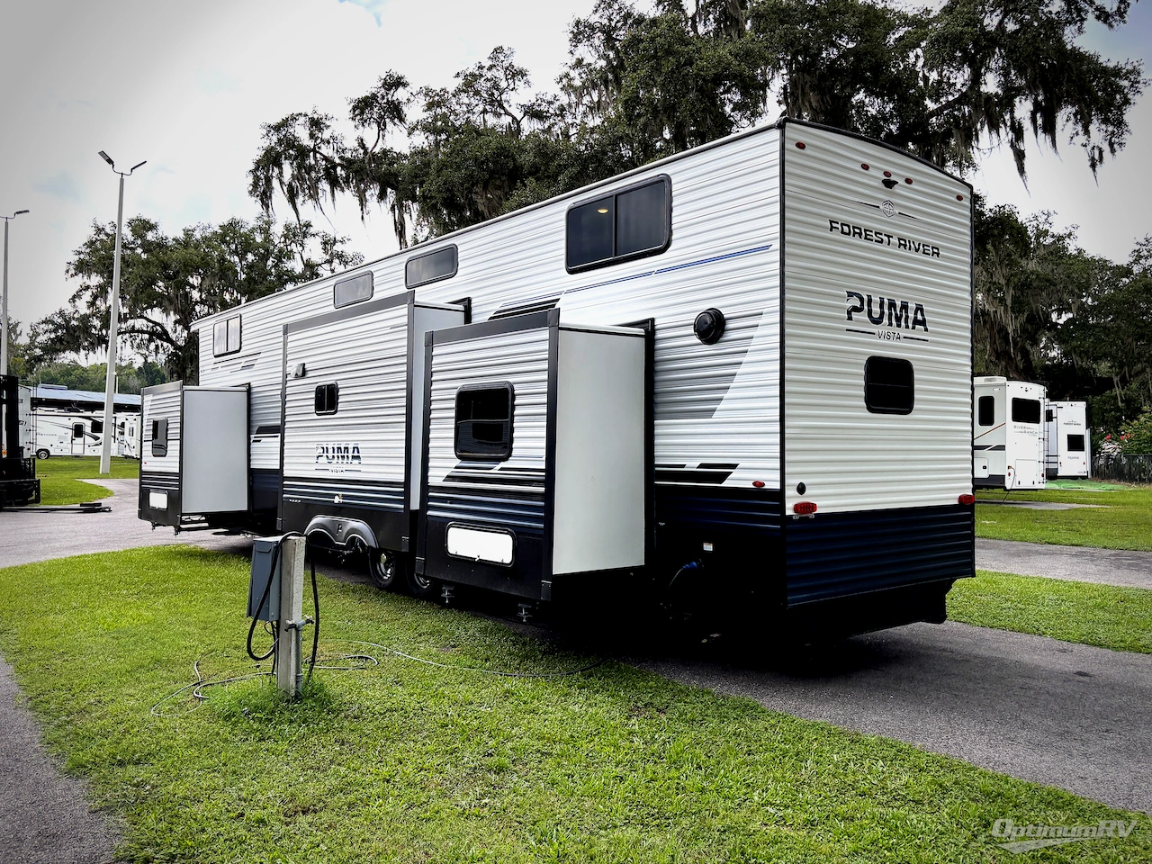 2027 Forest River Puma Vista 421LFT Photo 3