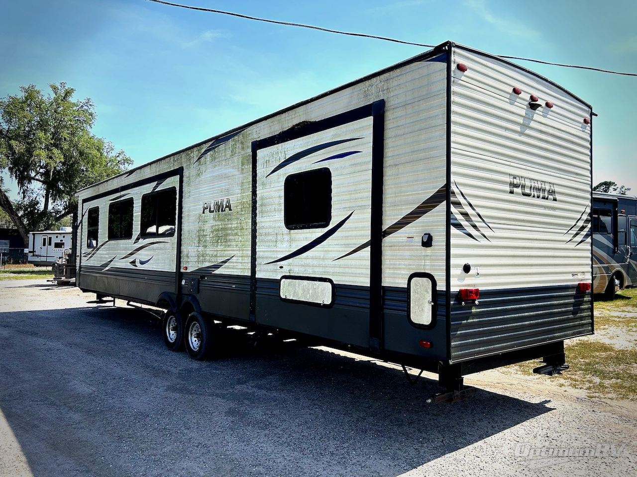 2019 Palomino Puma Destination 39PFK Photo 3