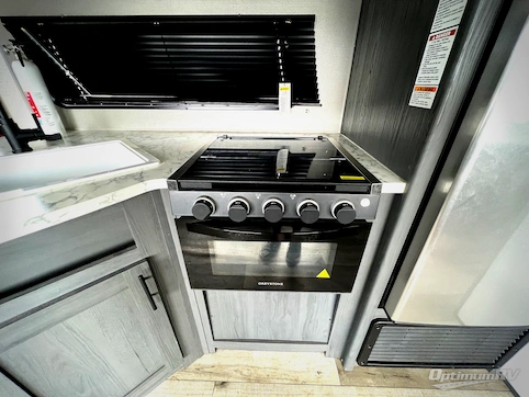 2022 Dutchmen Aspen Trail LE 29BH RV Photo 3