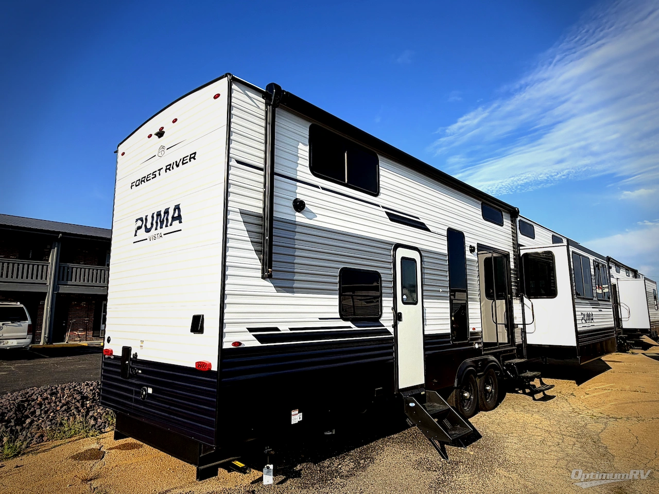 2027 Forest River Puma Vista 402LFT Photo 2