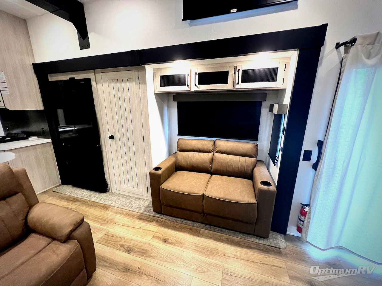 2027 Forest River Puma Vista 403LFT Photo 7