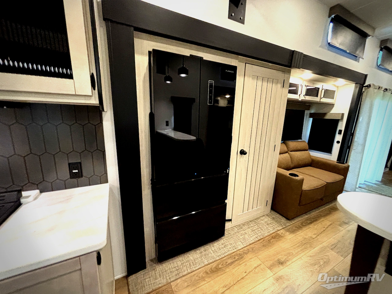 2027 Forest River Puma Vista 403LFT Photo 10