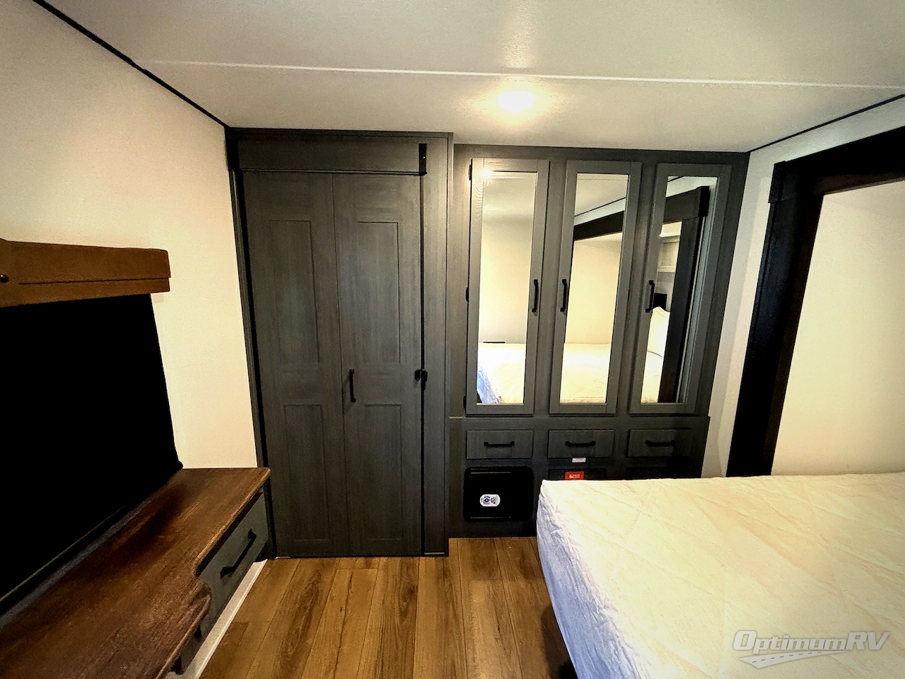 2027 Forest River Puma Vista 403LFT Photo 26
