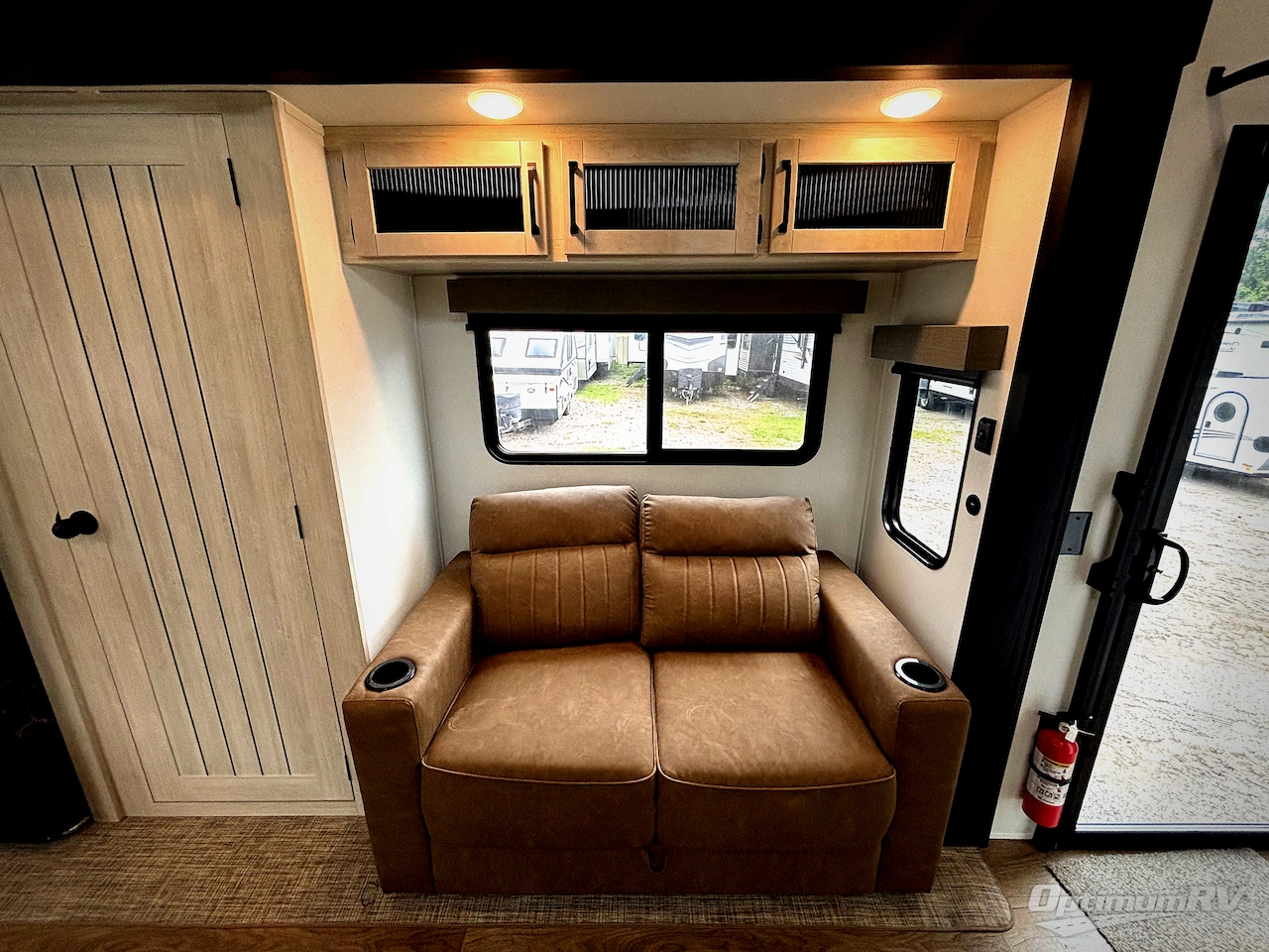 2027 Forest River Puma Vista 403LFT Photo 6